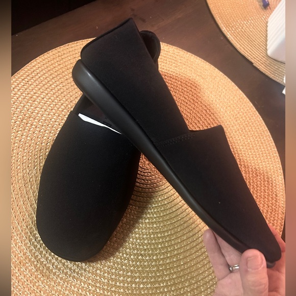AEROSOLES black flat slip on shoes 7.5 - Picture 6 of 12